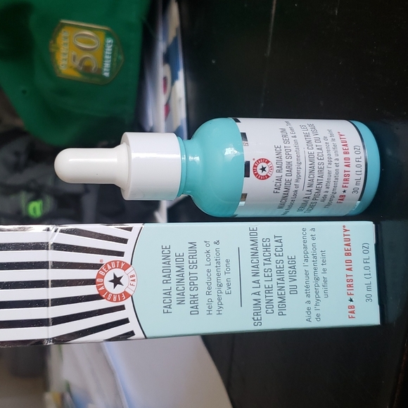 First Aid Beauty Other - Facial Radiance